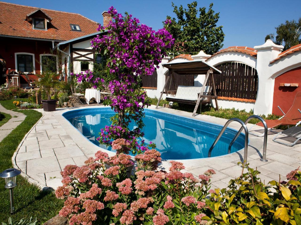 Lichtenstein Lva Apartman Breclav ภายนอก รูปภาพ